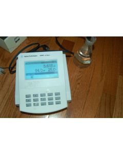 Agilent G4383A 3200P pH Meter with Thermo Orion 9107BN Triode Electrode Low