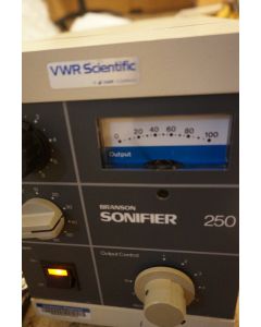 Branson Sonifier 250 Ultrasonic Cell Disruptor Soundproof Case Manual converter