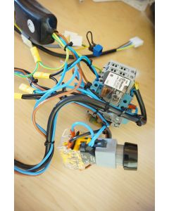 ELECTRICAL PUSHBUTTON EAO 704 900 3 704 950 5 finder type 56 32 relay 12A 250v