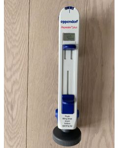 Eppendorf Repeater Plus Multi-Dispenser Pipette pipet repeating syringe