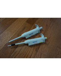 Eppendorf Research Pipetman Pipette pipet 10 ul variable volume set 20 zq