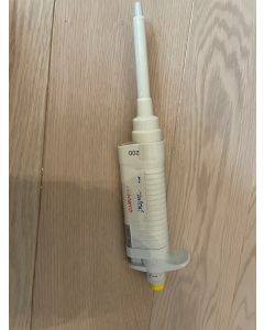 Eppendorf Research Pipette 20  200 ul pipet variable dcs