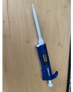 Finnpipette II single channel pipette pipet Labsystems 1 10 ul calibrated