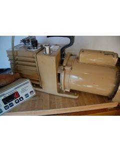 Fisher Scientific D4 D4A Maxima Rotary Vane Dual Stage Mechanical Vacuum Pump