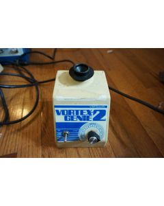 Fisher vortexer vortex shaker mixer used lab rotator mini touch Genie 2 pgnr