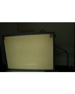 GLOW BOX LIGHT VIEW BOX ILLUMINATOR white light lamp transilluminator 24x17