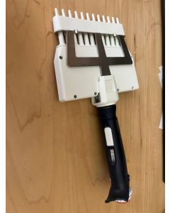 Gilson Multichannel Pipetman 12 channel   1 10  L   Universal tips pipet qsa