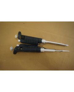Gilson Pipetman Pipette Pipettor set pipet variable P200 P20 20 200ul csw