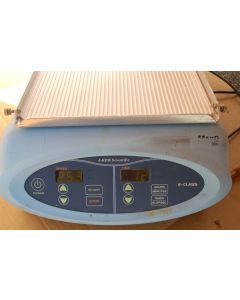 J Kem Thermo Scientific SHKE2000 MaxQ 2000 Lab Benchtop Digital Platform Shaker