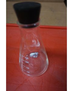 KIMAX 125mL Narrow Mouth Erlenmeyer Flask 26500 4800  5 stopper graduated