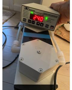 KNF Laboport UN 840 1 2FTP diaphragm vacuum pump UN840 840 240 mbar oilles