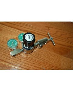 MMI High Pressure Gas Regulator Valve 170 gauges 4000 psi 15