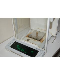 Mettler analytical lab scale delta range balance AT200 0 1 mg screen