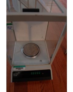 Mettler digital lab scale balance analytical AE200 AE 200 delta range g max