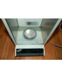 Mettler digital lab scale balance analytical AE200 AE 200 delta range g verdaqw