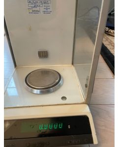 Mettler digital lab scale balance analytical AE240 AE 240 delta range 0 1 mg zw