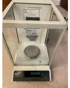 Mettler digital lab scale balance analytical AE240 AE 240 delta range 0 1 mg zz