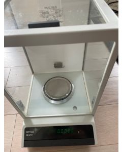 Mettler digital lab scale balance analytical AE240 AE 240 delta range data clean