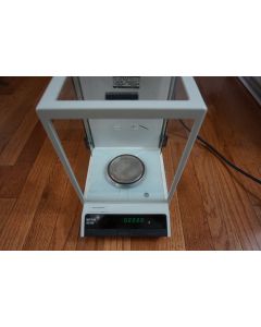 Mettler digital lab scale balance analytical AE240 AE 240 delta range data outpu