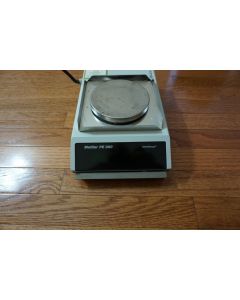 Mettler digital lab scale balance analytical PE360 PE 360 g 1 mg lab deltarange