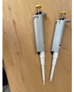 Oxford benchmate set pipette pipet variable volume 2 200 20 tip ejector