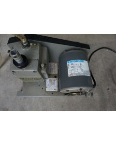 Precision scientific S35 VACUUM PUMP belt driven 70 mbars S 35 oil