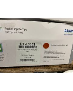 RAININ METTLER TOLEDO RACKED PIPETTE TIPS 300  L RT L300S 768 TIPS IN 8 RACKS