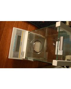 Sartorius analytical lab scale digital balance BP110S delta