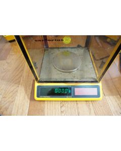 Sartorius analytical lab scale digital balance delta range 1435 MP8 2 1 mg 424