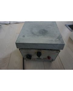 Sybron Thermolyne Midget heated Stir Plate stirrer midget hotplate SP10105B mini