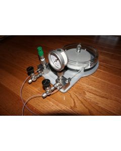 The Swagelok Field Station Module FSM pressure reducing reducer gas analyzer