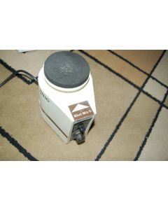 Thermolyne maxi mix II mixer vortex shaker model 37600 maximum rotator LN 1