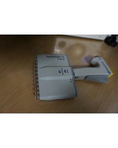Transferpette Pipette pipet variable multichannel 12 5 50 ul Brand short bnj