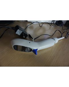 VWR 0 5 10 L Electronic Pipette w  Power Adapter digital pipet single channel