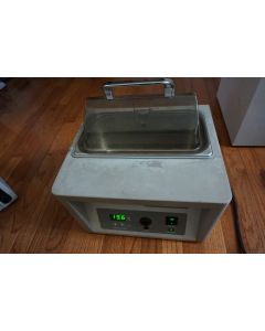 VWR Scientific 1225 Digital Water Bath Lab Heated 6 Liter lab waterbacth cvf