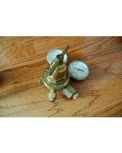 Victor High Pressure Gas Regulator Valve CF 253 gauges 4000 psi 20 lpm