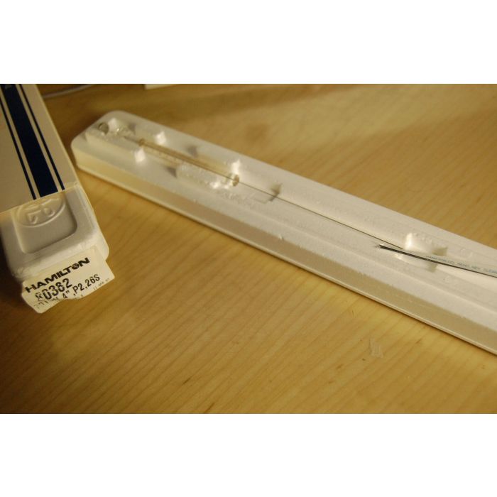 Hamilton 80382 Syringe w/ Needle. 26 gauge. 10 μL 701 syr 4" P2